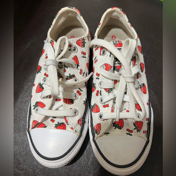 Converse Other - Converse Girl’s Shoes